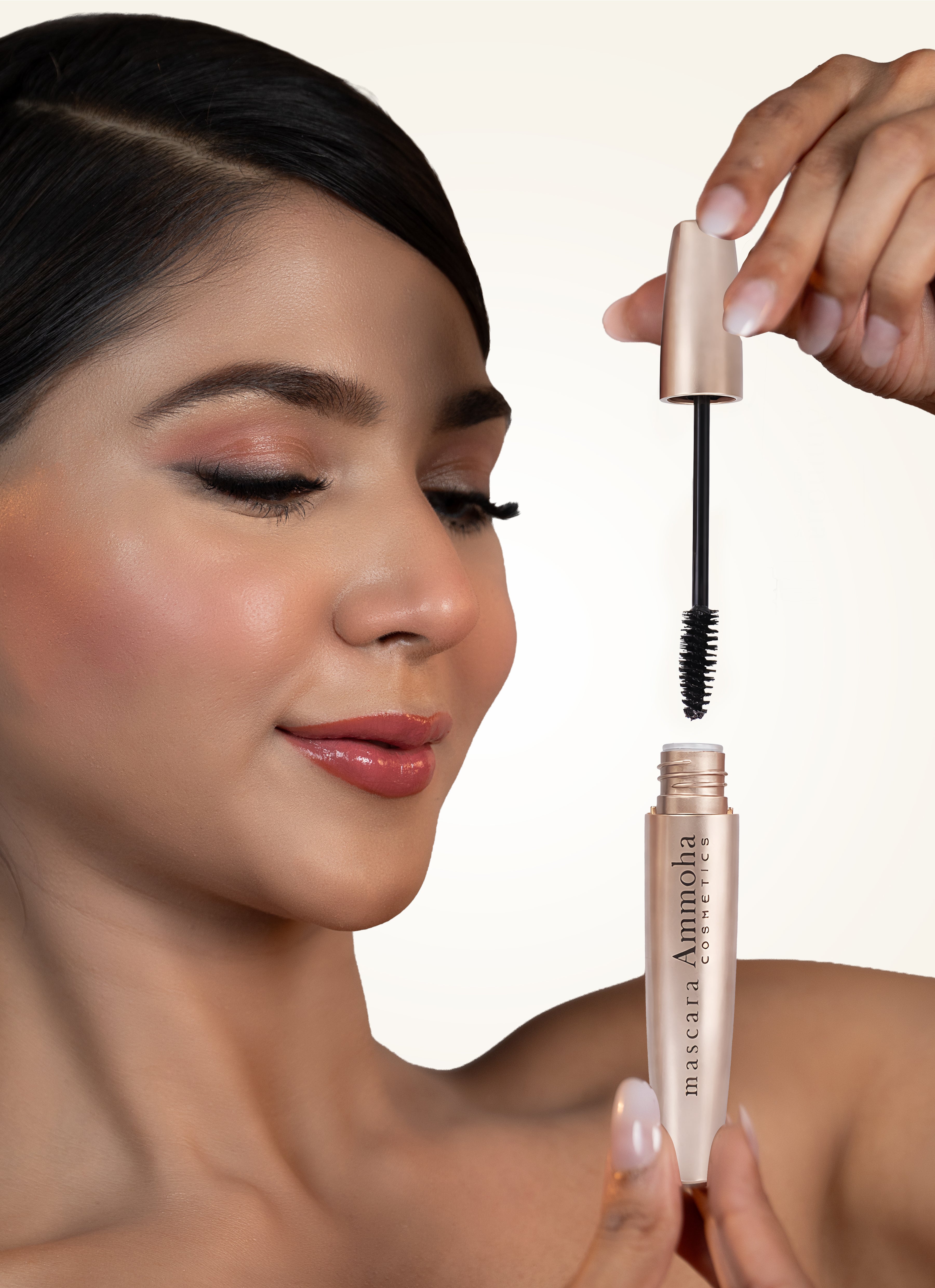 Waterproof Volumizing Mascara